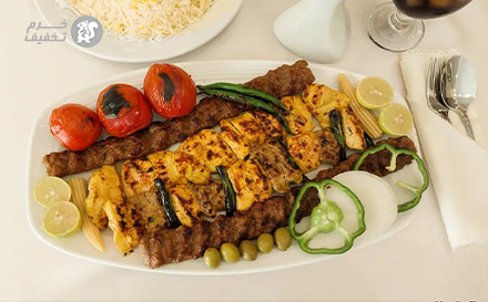 رستوران شهر کباب آتیش زده به کباب هاش!!!